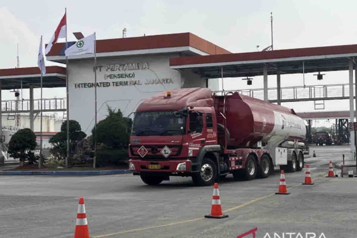 Wakil Komisi VI DPR menyokong kebijakan Pertamina tak naikkan biaya BBM